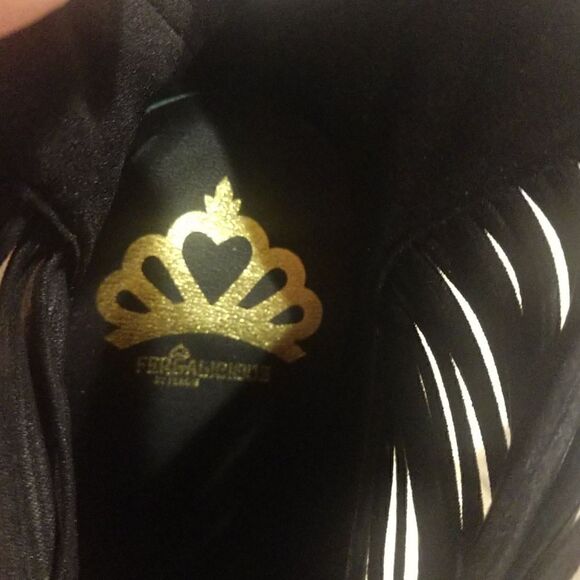 👍 Fergalicious Booties Size 7.5W.   A6 - Picture 7 of 8